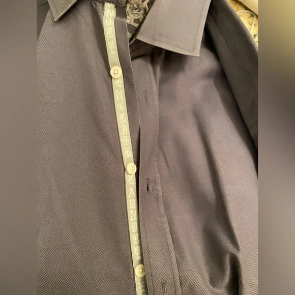 English Laundry button down dress shirt. - Picture 3 of 7